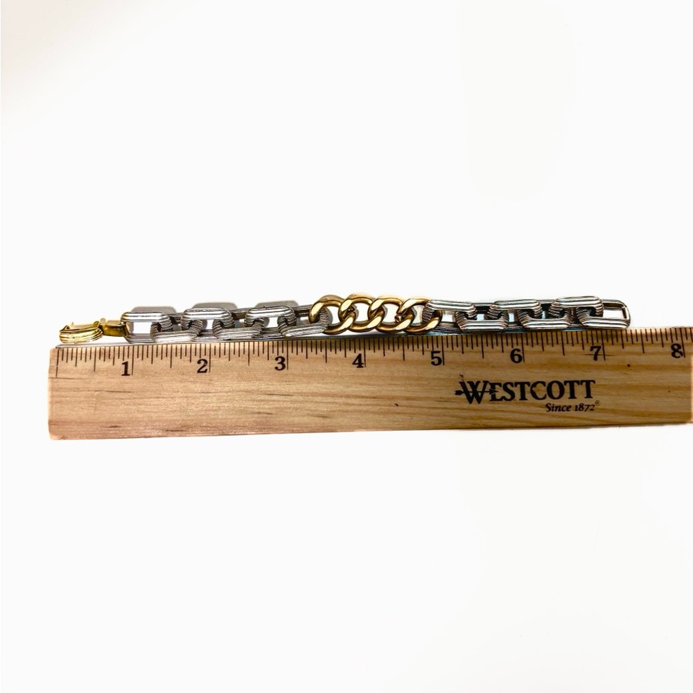 NEW - Timeless Two-Tone Polished Gold & Textured Silver Curb Chain Link Bracelet - Picture 3 of 3